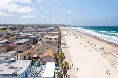 Mission Beach House w/ Private Patio, Steps to - image 3 of 19