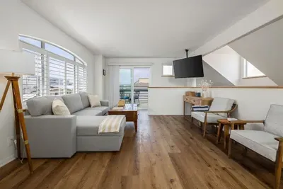 Mission Beach House w/ Private Patio, Steps to - image 6 of 19