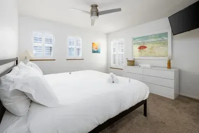 Mission Beach House w/ Private Patio, Steps to - image 12 of 19