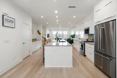 Newly Constructed 4 Bedroom - image 6 of 31
