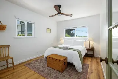 Carlsbad Cottage - Remodeled - image 9 of 28
