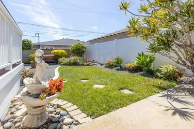 Carlsbad Cottage - Remodeled - image 25 of 28