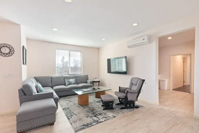 Spacious Single Level Home In Poway - image 5 of 41