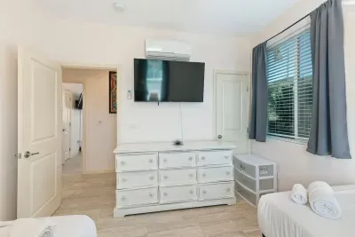 Spacious Single Level Home In Poway - image 29 of 41