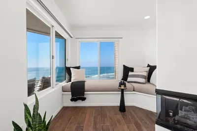 Oceanfront, AC, Fully Remodeled Unit - image 12 of 51