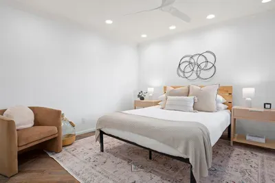 Oceanfront, AC, Fully Remodeled Unit - image 37 of 51