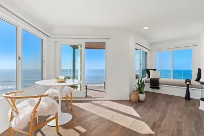 Oceanfront, AC, Fully Remodeled Unit - image 3 of 51