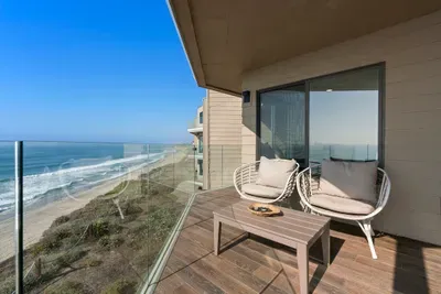 Oceanfront, AC, Fully Remodeled Unit - image 15 of 51