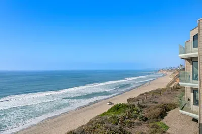Oceanfront, AC, Fully Remodeled Unit - image 11 of 51