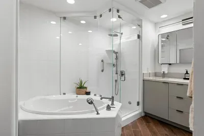 Oceanfront, AC, Fully Remodeled Unit - image 47 of 51