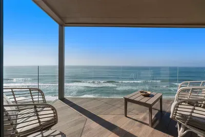 Oceanfront, AC, Fully Remodeled Unit - image 13 of 51