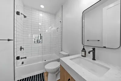 Rooftop Home With Ocean View & Private Parking - image 14 of 24