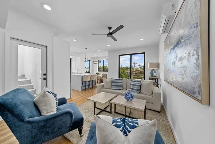 Rooftop Home With Ocean View & Private Parking - image 2 of 24