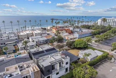 Rooftop Home With Ocean View & Private Parking - image 24 of 24