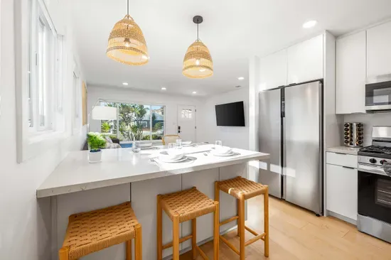Carlsbad Bungalow, Large Backyard