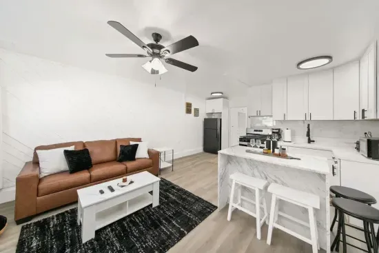 1 Bedroom Steps from Beach and Carlsbad Village