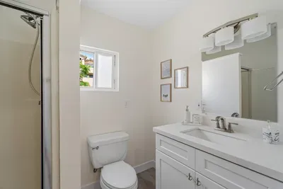 Carlsbad Blvd Villa - image 22 of 25