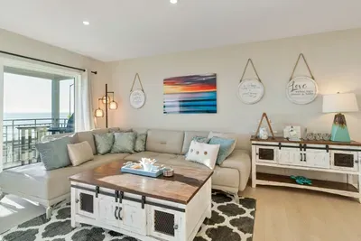 The Jewel of Carlsbad - Remodeled - image 9 of 47