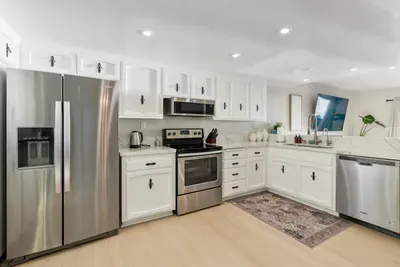 The Jewel of Carlsbad - Remodeled - image 10 of 47