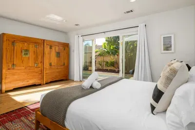 Carlsbad Zen - Large Pool - image 11 of 34