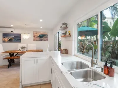 Cozy, Pet Friendly, 3 Bedroom - image 3 of 29