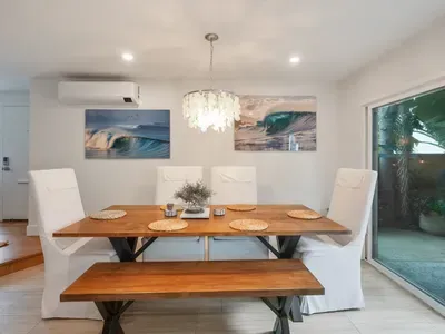 Cozy, Pet Friendly, 3 Bedroom - image 7 of 29