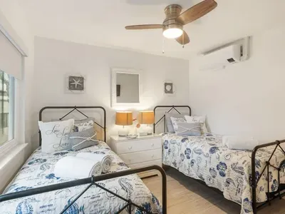 Cozy, Pet Friendly, 3 Bedroom - image 14 of 29