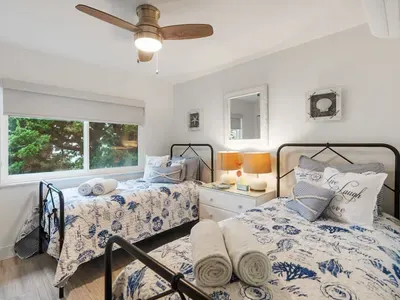 Cozy, Pet Friendly, 3 Bedroom - image 13 of 29