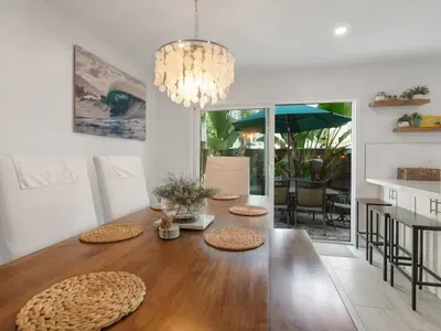 Cozy, Pet Friendly, 3 Bedroom - image 21 of 29