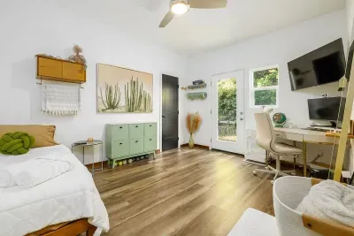 Spacious Bonsall Retreat with Sauna and Scenic - image 21 of 28