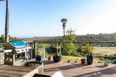 Spacious Bonsall Retreat with Sauna and Scenic - image 25 of 28