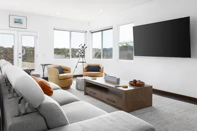 Spacious Bonsall Retreat with Sauna and Scenic - image 7 of 28