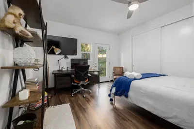 Spacious Bonsall Retreat with Sauna and Scenic - image 19 of 28