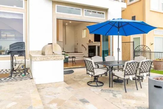 Ocean View 4 Bedroom Home