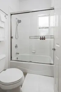 Ocean View 4 Bedroom Home - image 25 of 32