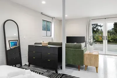 Brand New Studio in Carlsbad - image 6 of 11