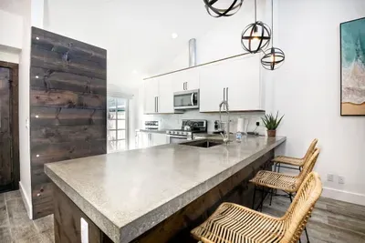 Sea Bluff - Direct Beach Access - image 10 of 38