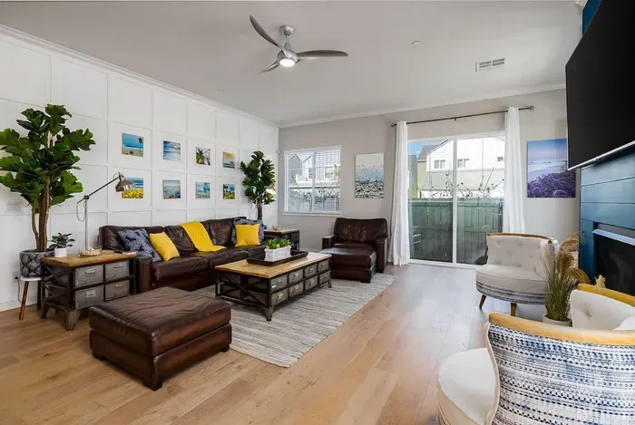 Large 4 Bedroom Close To Beach - image 4 of 21