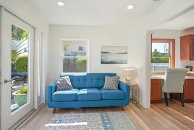 Coastal Palm Haven - With Hot Tub - image 15 of 33