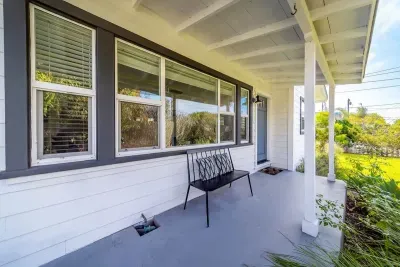 Coastal Palm Haven - With Hot Tub - image 30 of 33