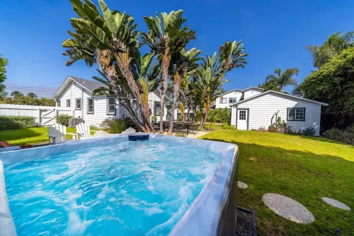 Coastal Palm Haven - With Hot Tub - image 4 of 33