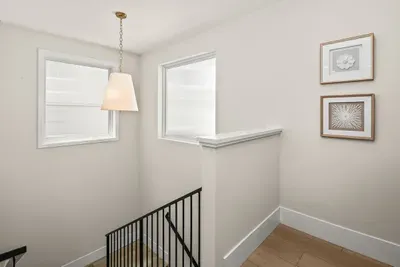 3 Minute Walk to Beach 4 Bedroom Home - image 26 of 32