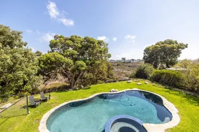 Hot Tub, Pool, 3Bed Home - image 21 of 30