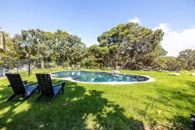 Hot Tub, Pool, 3Bed Home - image 23 of 30