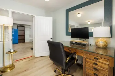 Studio In Carlsbad Village - image 6 of 13