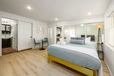 Studio In Carlsbad Village - image 3 of 13