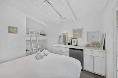 Juniper Beach, Sweeping Ocean Views, 3 Bedroom - image 30 of 44