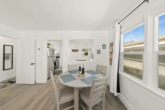 2 Bedroom with Ocean Views, Large Deck, Remodeled