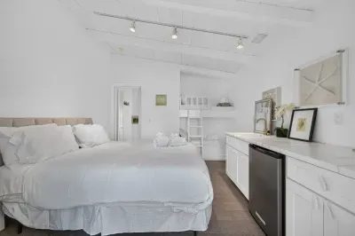 Juniper Beach Compound, Ocean Views - image 33 of 89