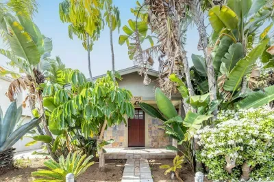 Vintage Beach Bungalow - image 1 of 17